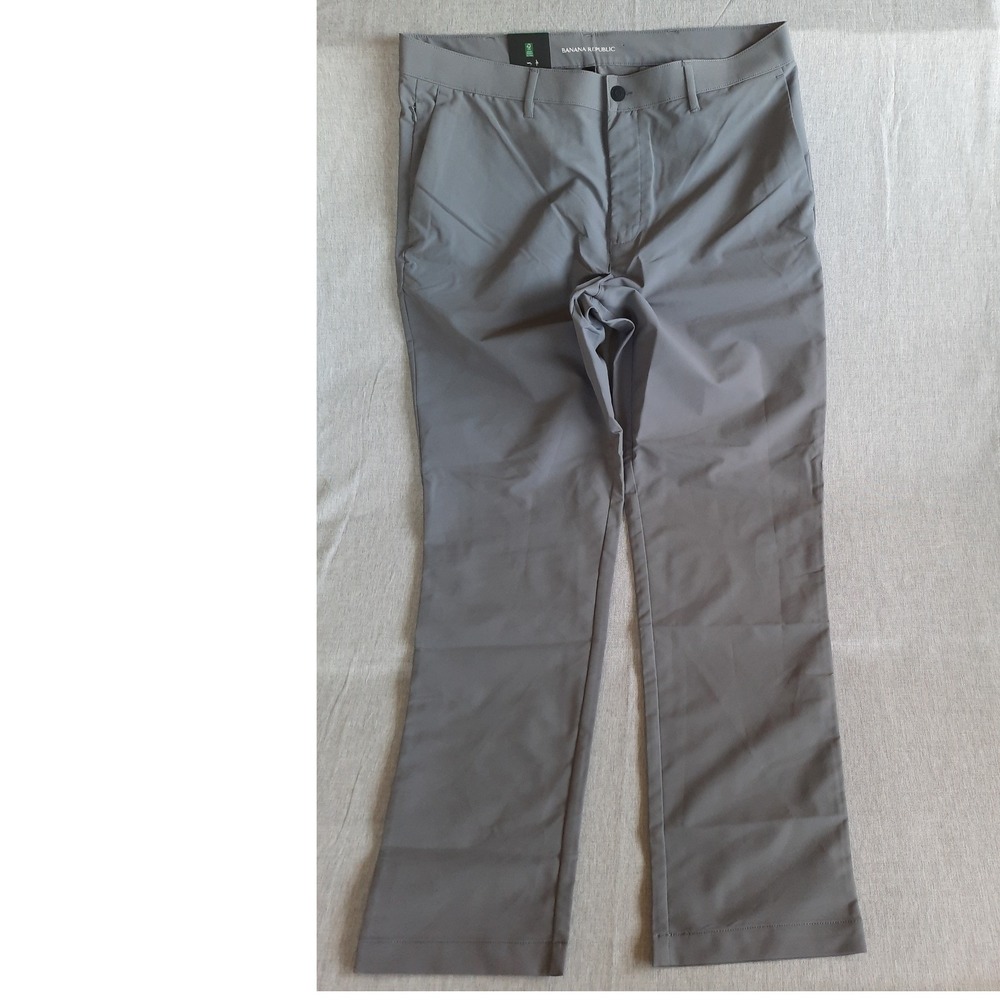 Banana‎ Republic Men 38X32 Flat Front Pure Active Straight Gray On the go Pants